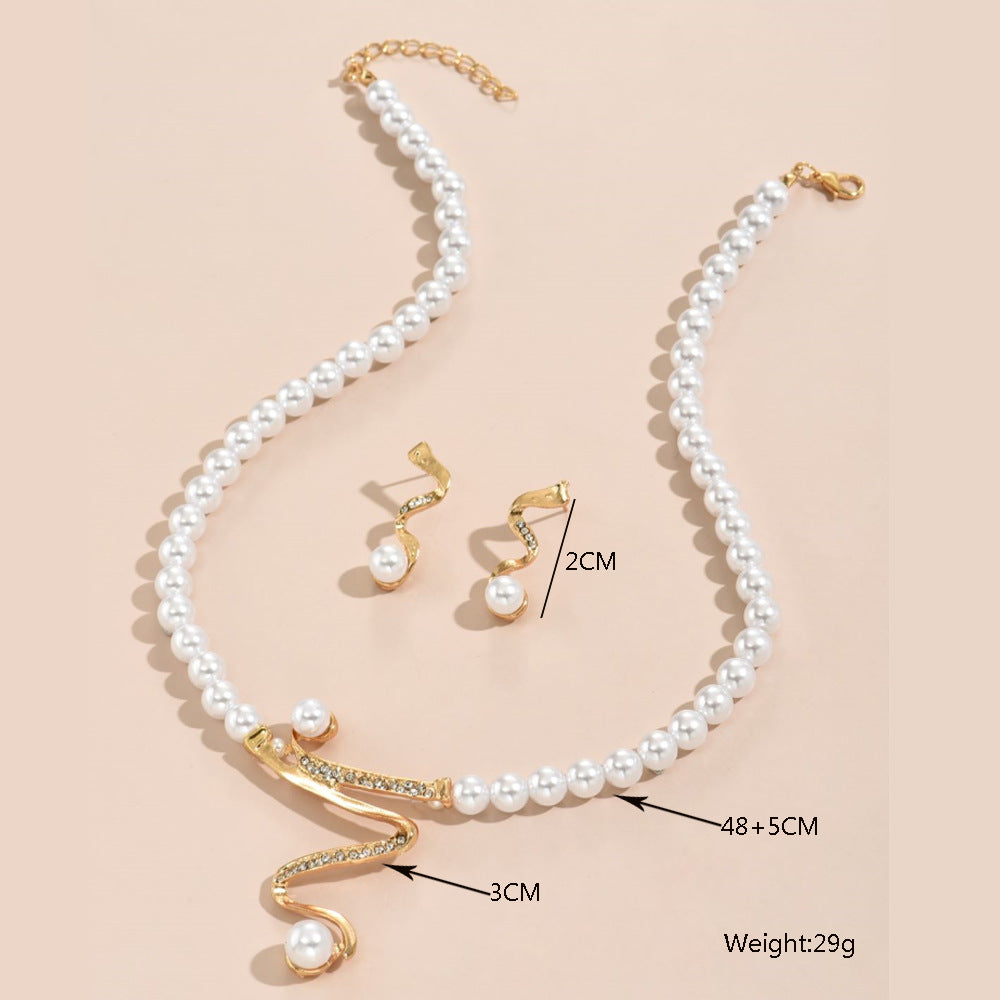 Earrings Pendant Two-piece Set Graceful Personality Pearl Combination